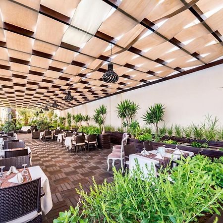 Vuni Palace Premium Hotel & Spa & Casino Beachfront Location ! Kyrenia  Esterno foto