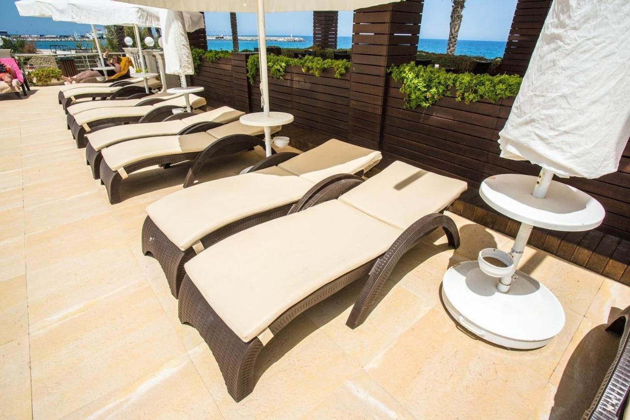 Vuni Palace Premium Hotel & Spa & Casino Beachfront Location ! Kyrenia  Esterno foto