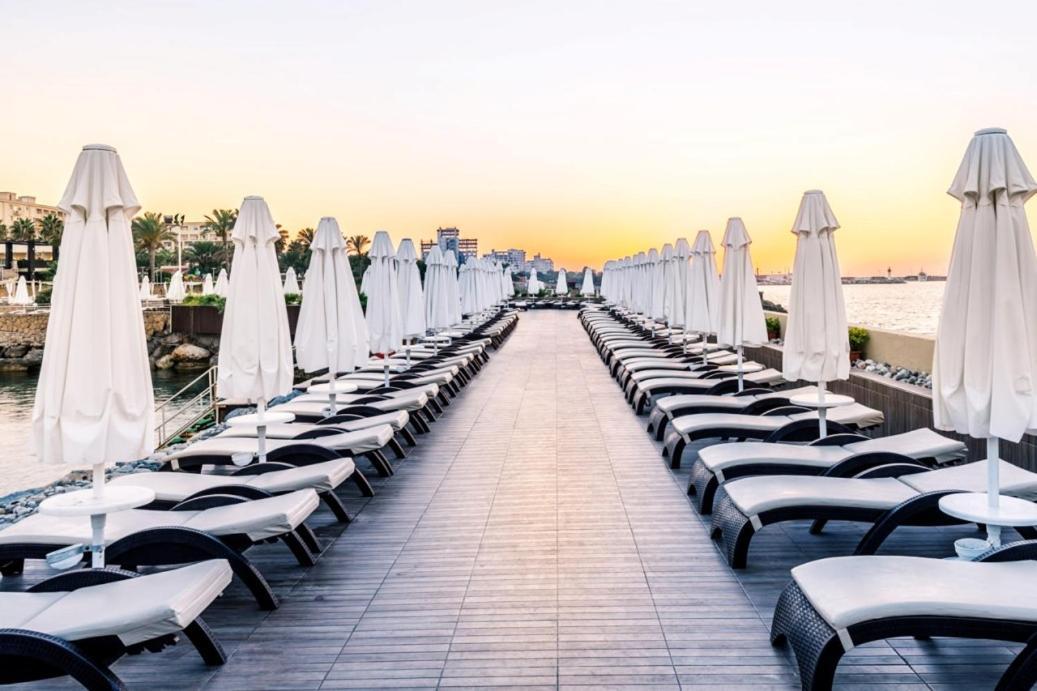 Vuni Palace Premium Hotel & Spa & Casino Beachfront Location ! Kyrenia  Esterno foto
