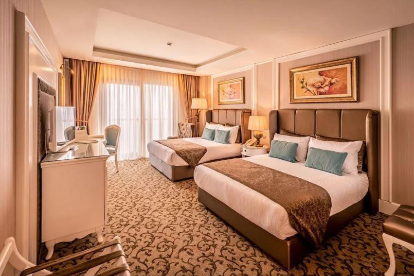 Vuni Palace Premium Hotel & Spa & Casino Beachfront Location ! Kyrenia  Esterno foto