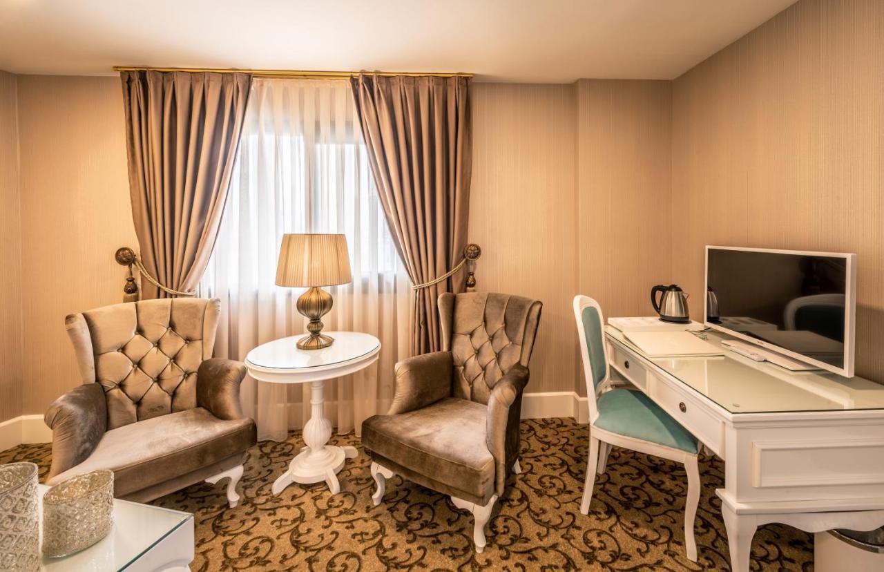 Vuni Palace Premium Hotel & Spa & Casino Beachfront Location ! Kyrenia  Esterno foto
