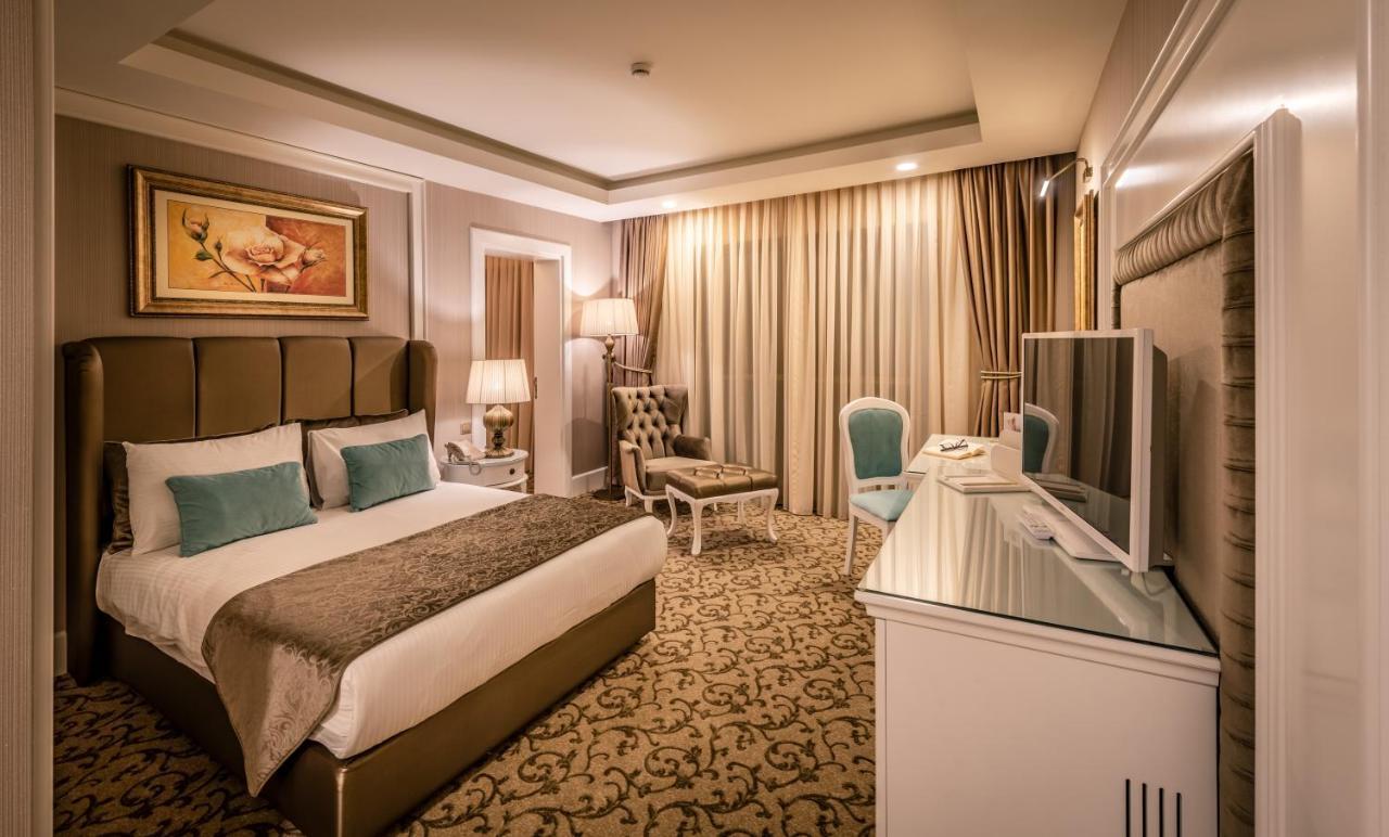Vuni Palace Premium Hotel & Spa & Casino Beachfront Location ! Kyrenia  Esterno foto